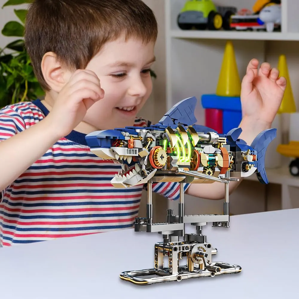 Mechanical Half-Cut Shark Building Set ๐ฆ โ 687 PCS, Hand-Cranked Moving Action, 9" Tall STEM Toy for Kids & Adults โ๏ธ - Image 4
